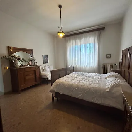 Ada Guest house *