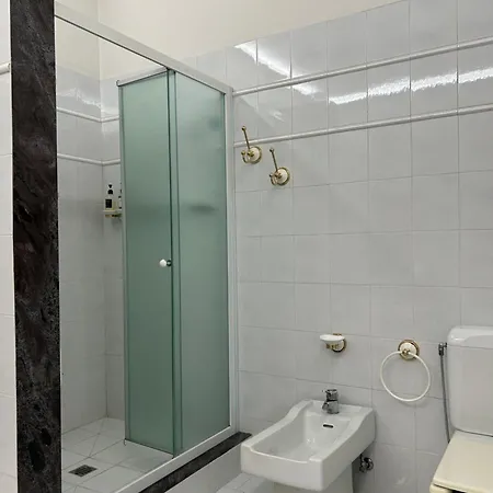 Ada Monsummano Terme