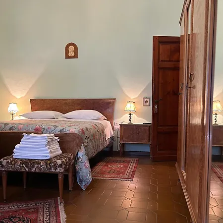 Ada Monsummano Terme
