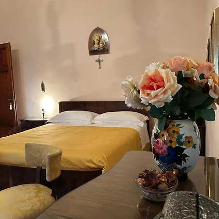 Ada Guest house *